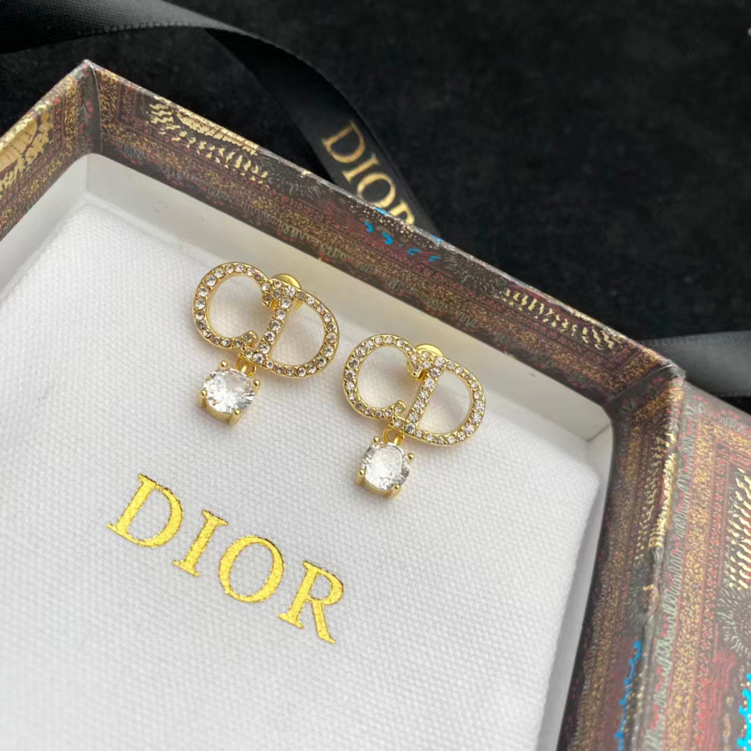 diamond pendant zircon alphabet earrings diamond pendant zircon alphabet earrings