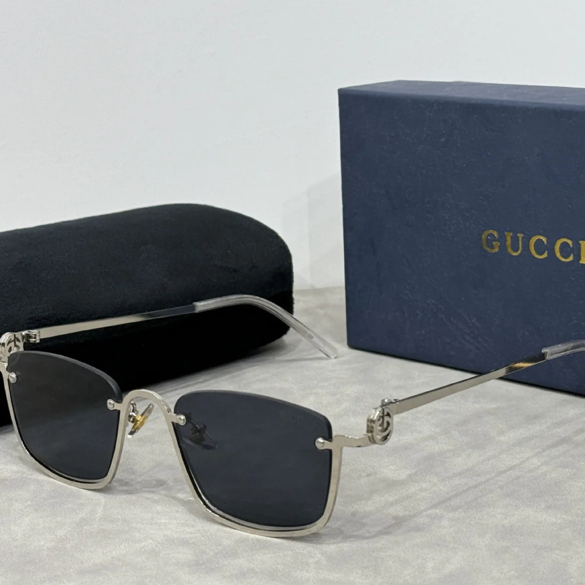 premium metal temples retro fashionable sunglasses premium metal temples retro fashionable sunglasses