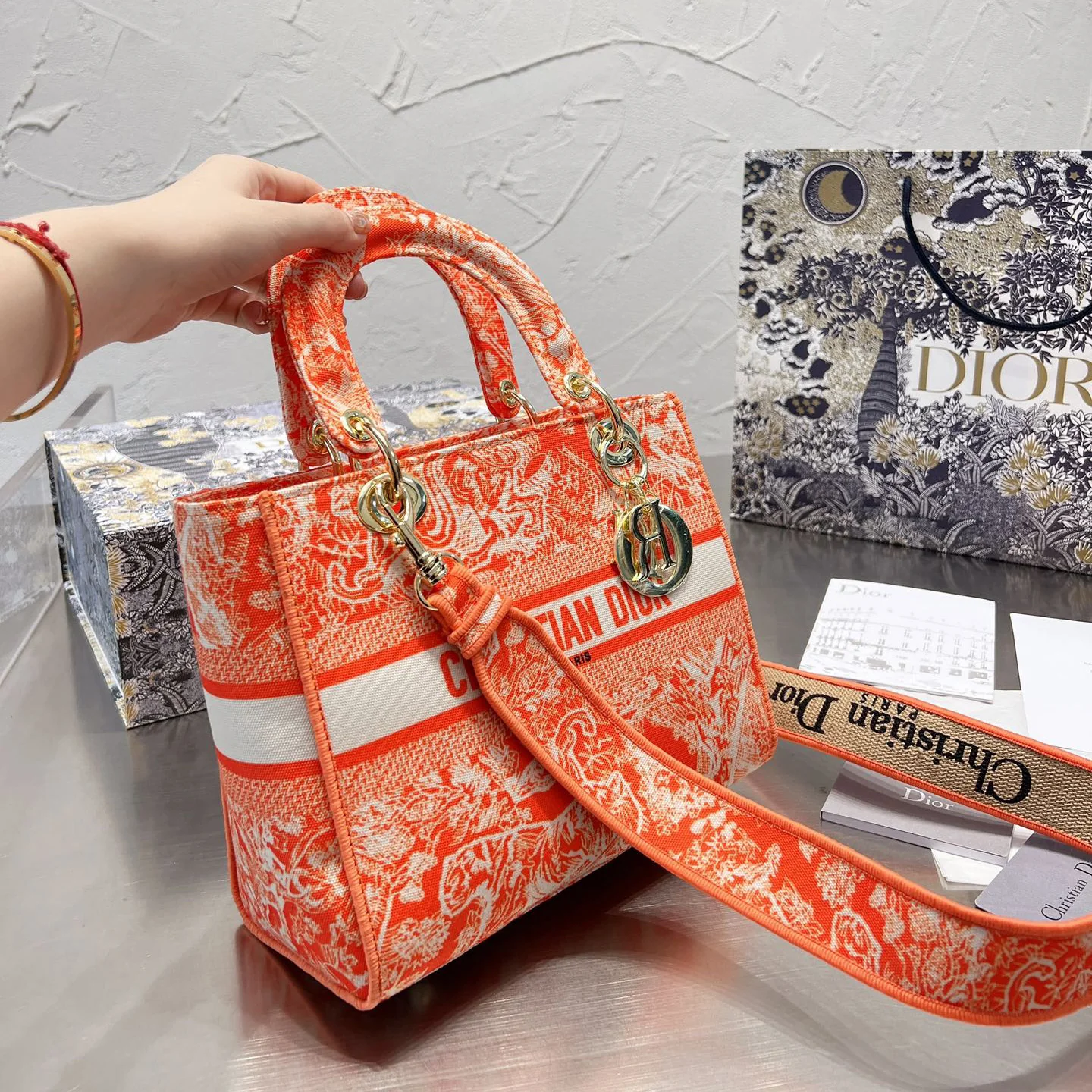 lady d lite shoulder bag lady d lite shoulder bag