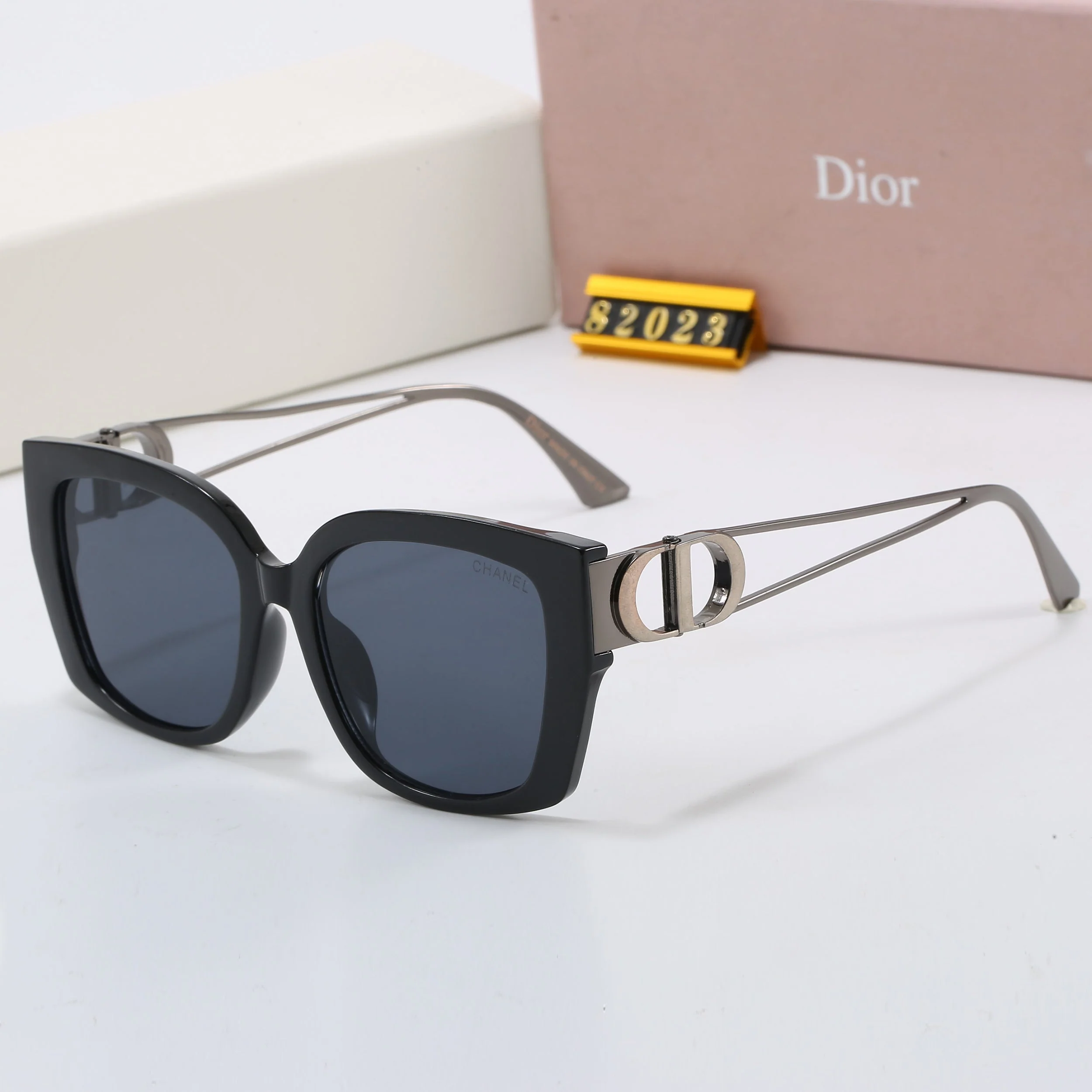 6 colors new style metal temple hot sunglasses 82023 6 colors new style metal temple hot sunglasses 82023