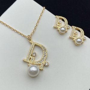 7b243d4ac937be4408294369c16211ead3ddbae441b1ce044db6fc3c09cc5538.jpg