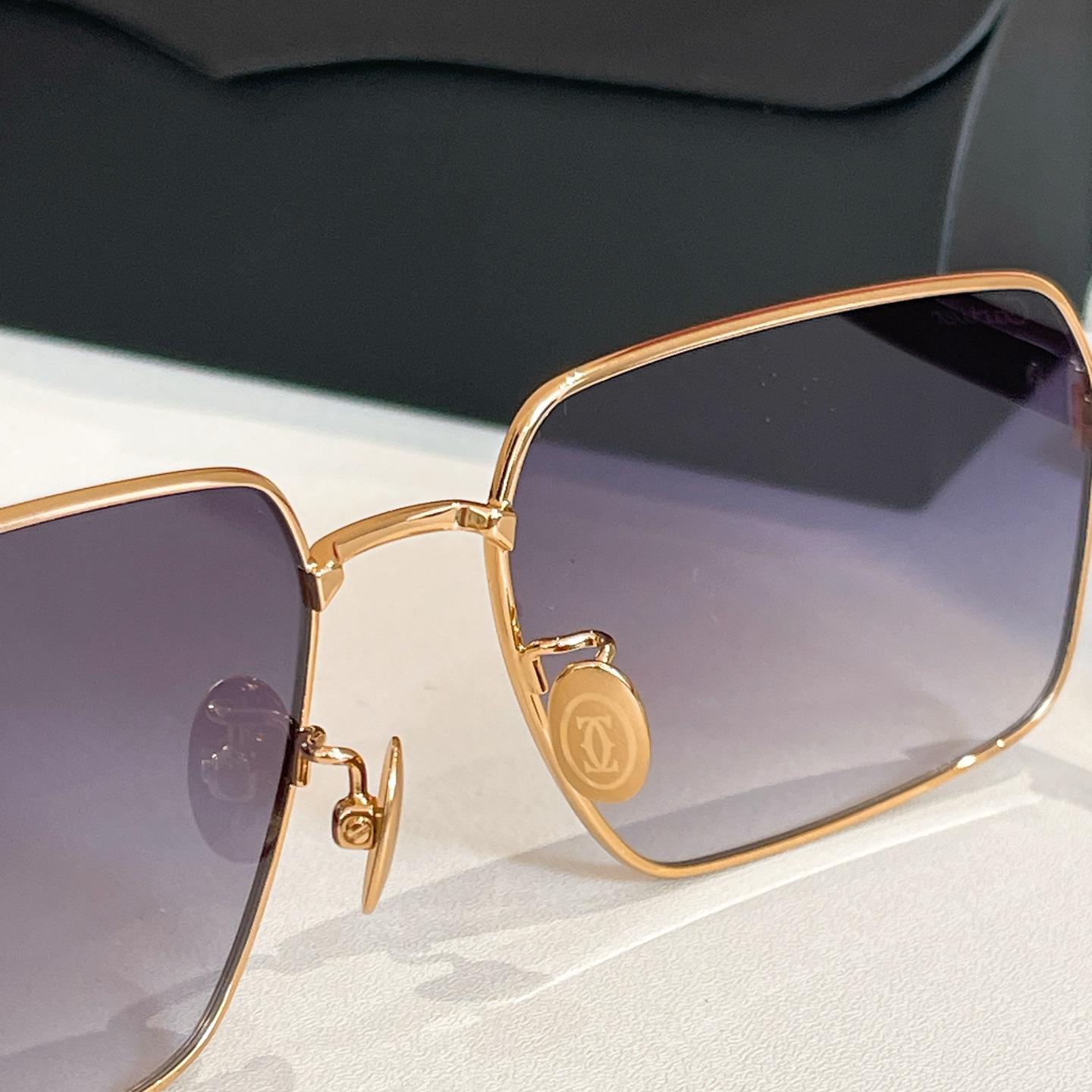 wooden square frame stylish sunglasses wooden square frame stylish sunglasses