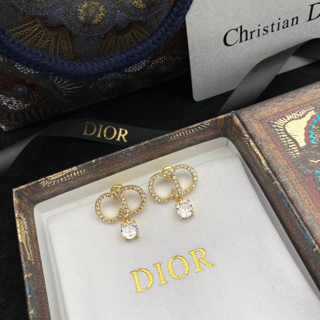 diamond pendant zircon alphabet earrings diamond pendant zircon alphabet earrings