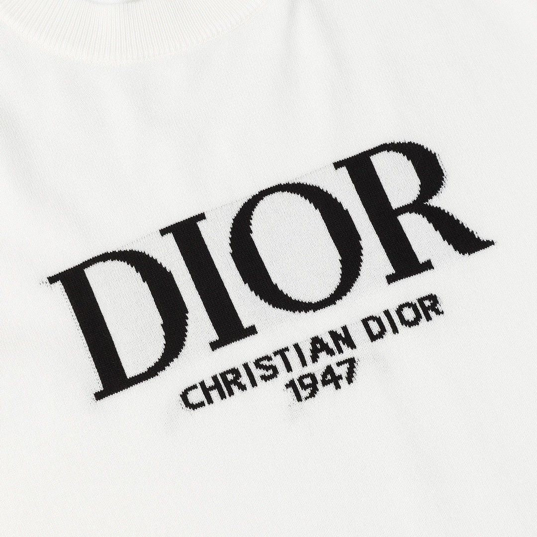 0528 jacquard classic letter woolen short sleeved t shirt 0528 jacquard classic letter woolen short sleeved t shirt