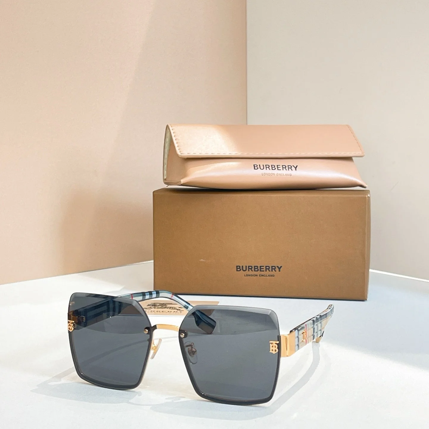 2025 new fashion large frame sunglasses in 5 colors be2491 2025 new fashion large frame sunglasses in 5 colors be2491
